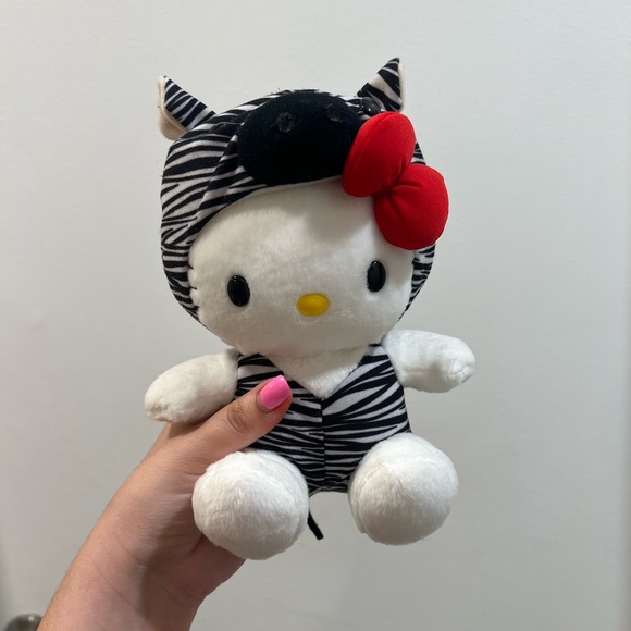 Sanrio Hello Kitty Vintage 2002 Zebra Plushie - Picture 1 of 5
